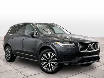 2022 Volvo XC90 T6 Momentum