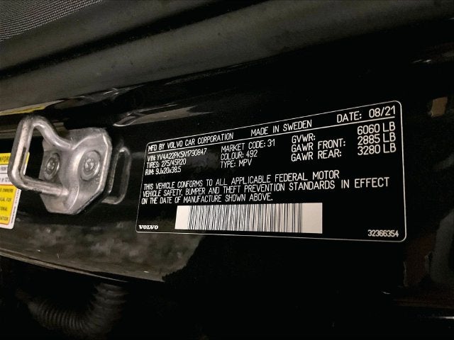 2022 Volvo XC90 T6 Momentum