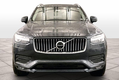 2022 Volvo XC90 Momentum