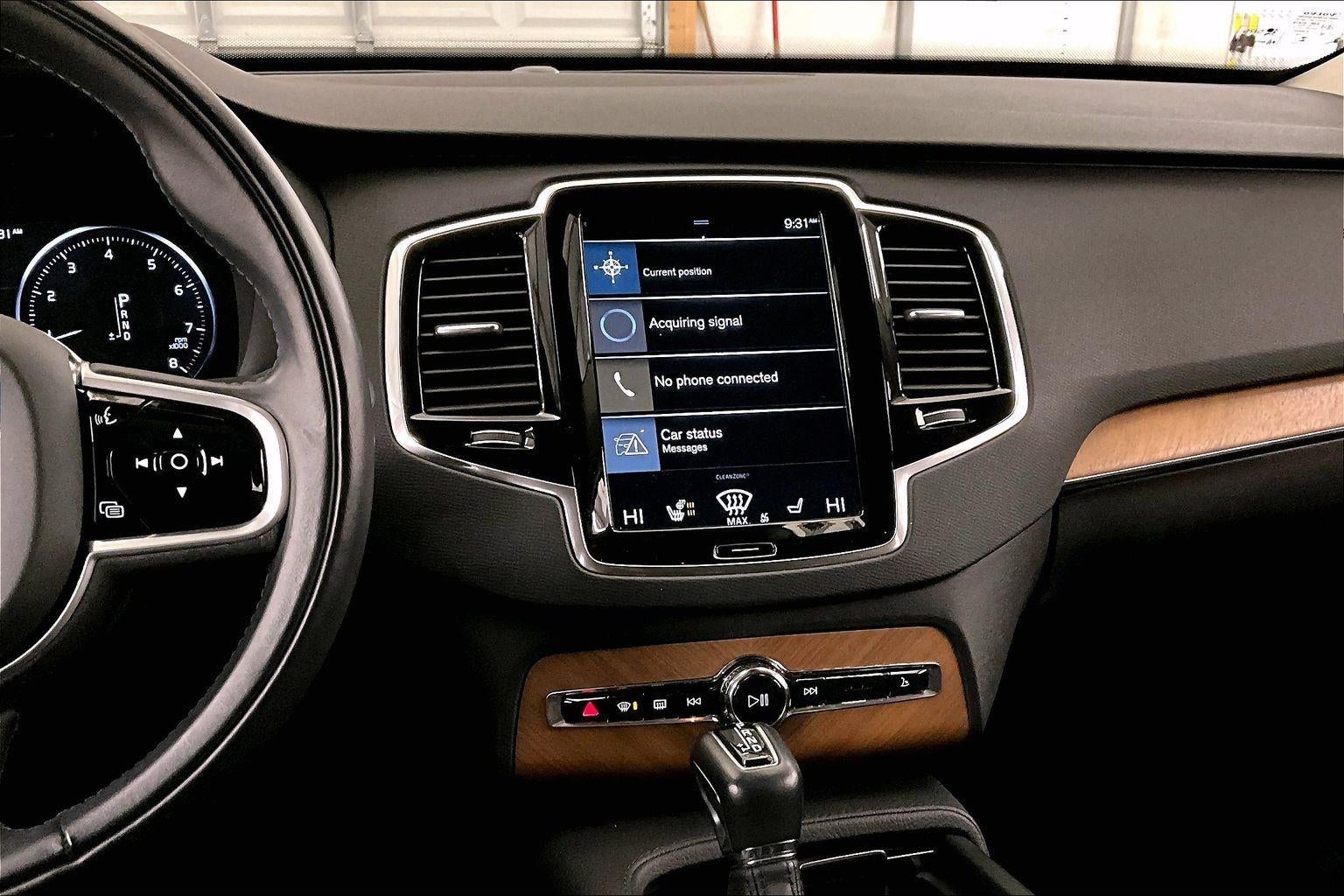 2022 Volvo XC90 Momentum