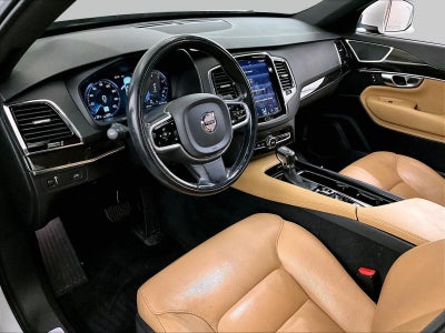 2017 Volvo XC90 Momentum