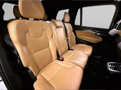 2017 Volvo XC90 Momentum