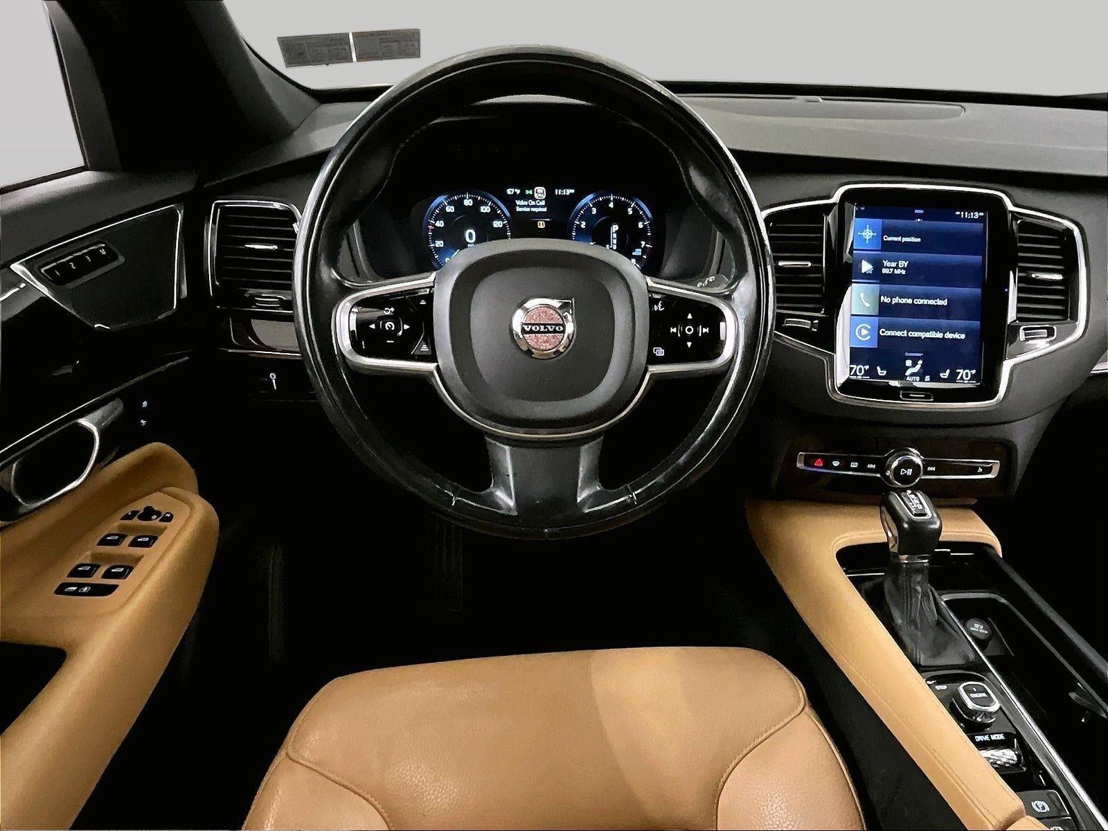 2017 Volvo XC90 Momentum