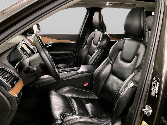 2018 Volvo XC90 T6 Inscription