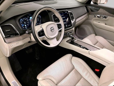 2022 Volvo XC90 Inscription