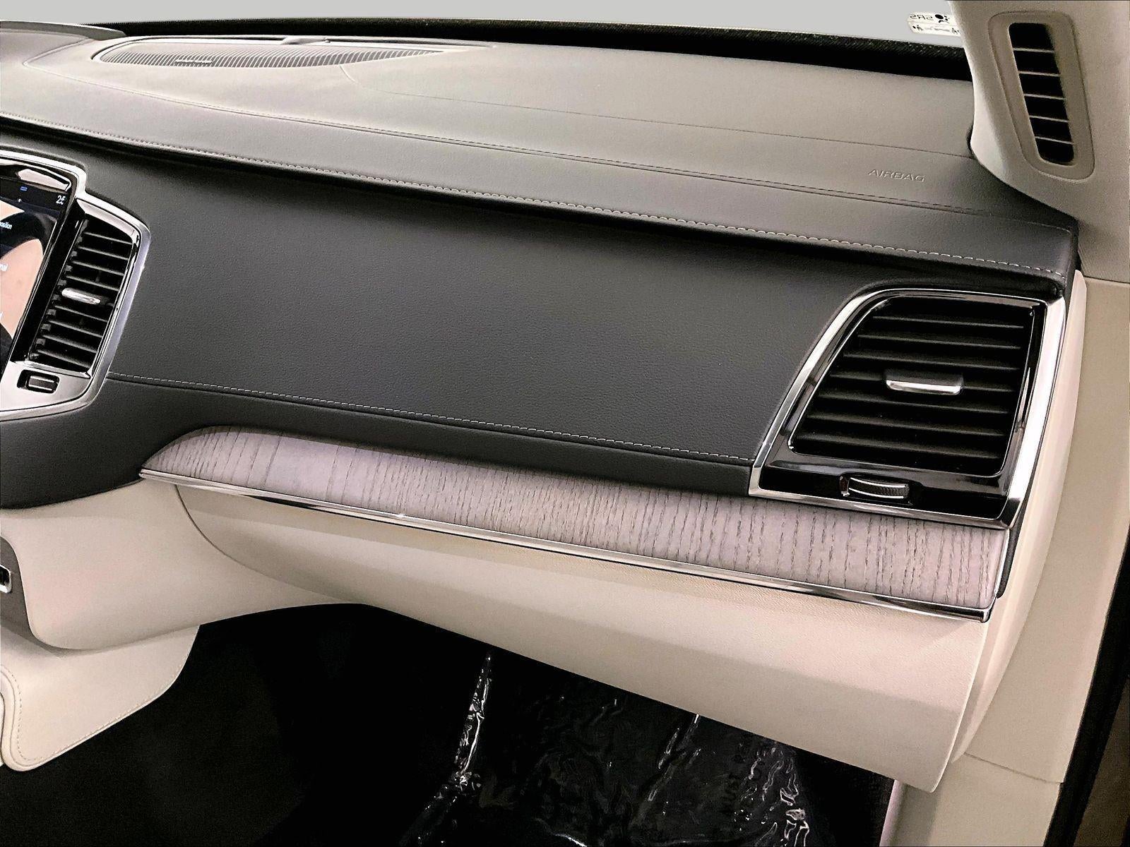 2022 Volvo XC90 Inscription