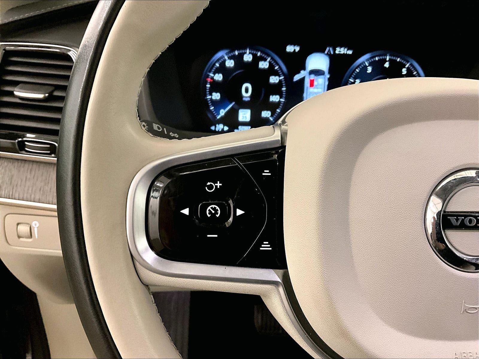 2022 Volvo XC90 Inscription
