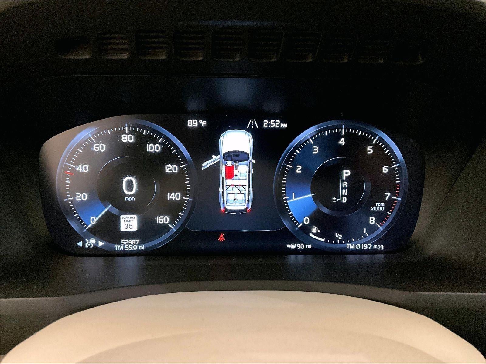 2022 Volvo XC90 Inscription