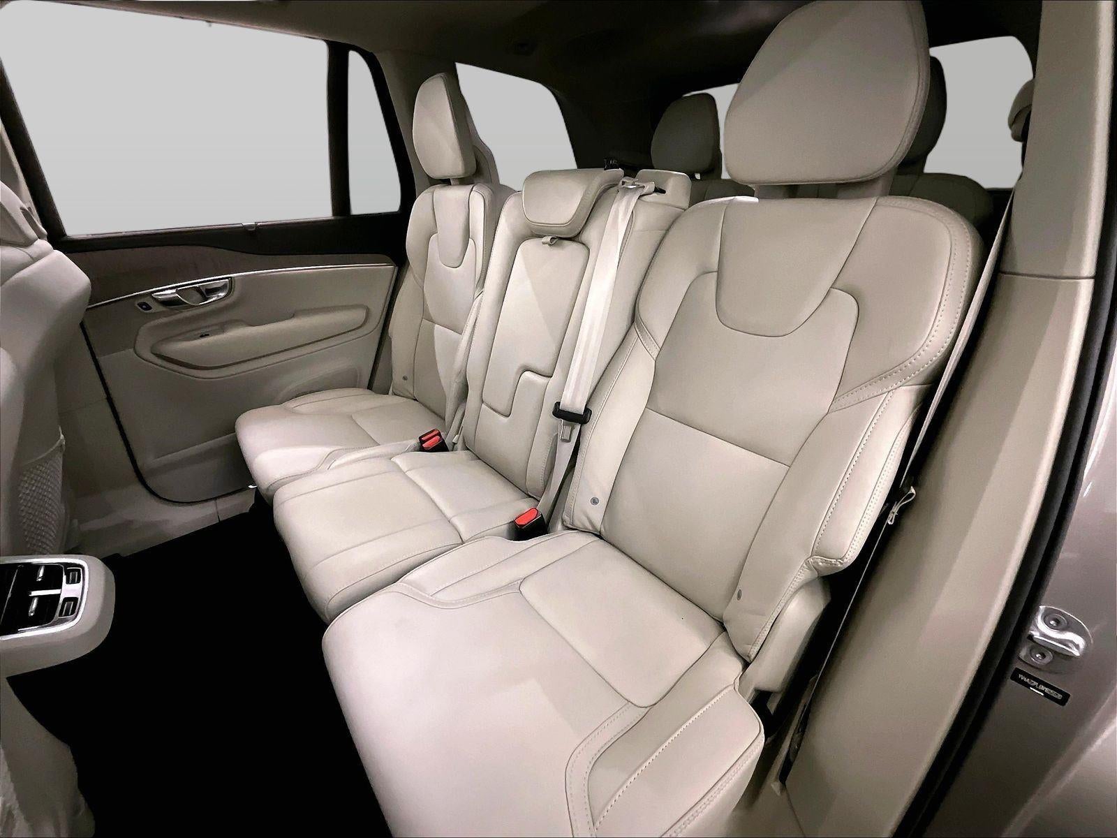 2022 Volvo XC90 Inscription