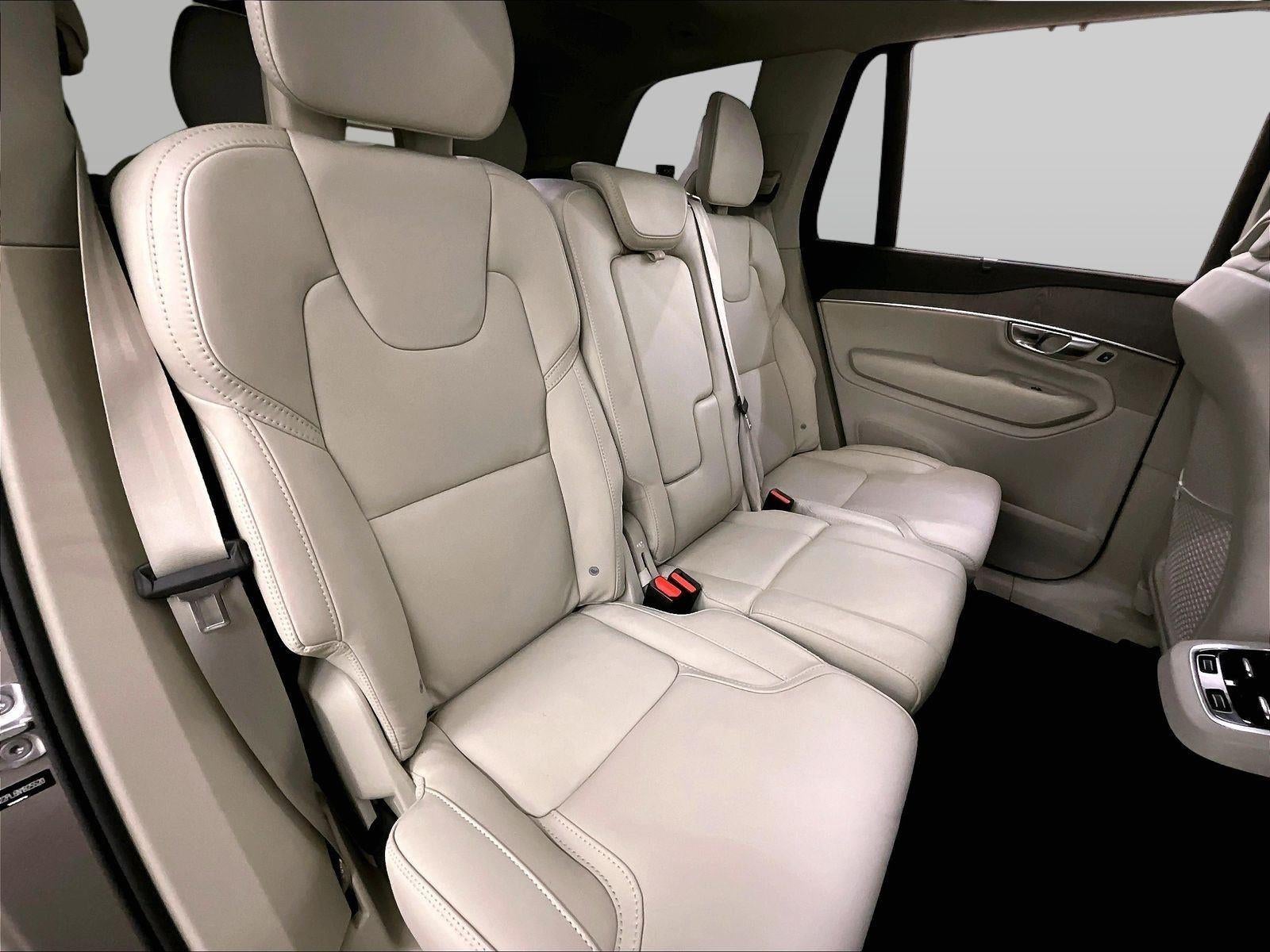 2022 Volvo XC90 Inscription