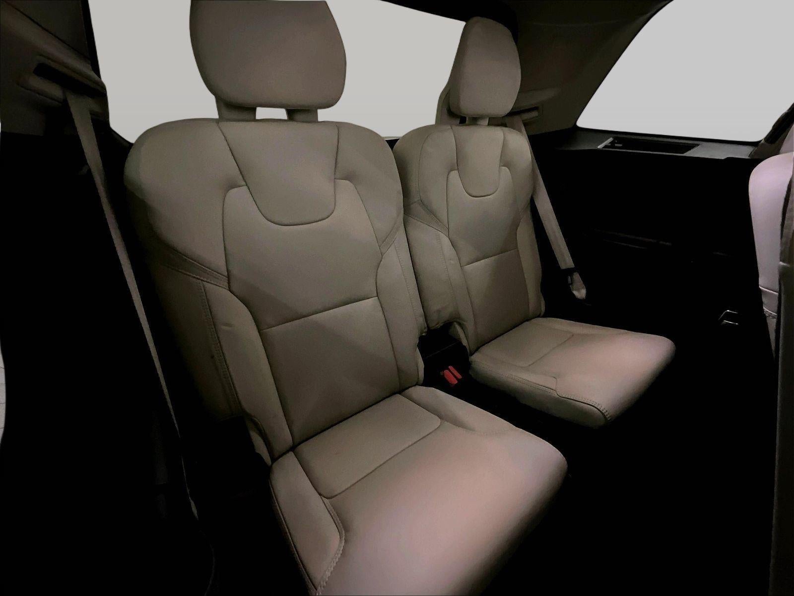 2022 Volvo XC90 Inscription