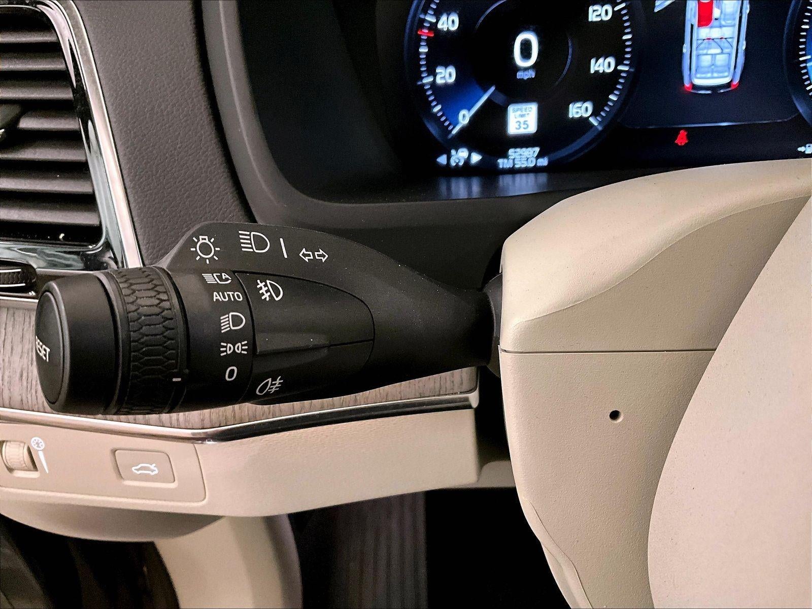 2022 Volvo XC90 Inscription