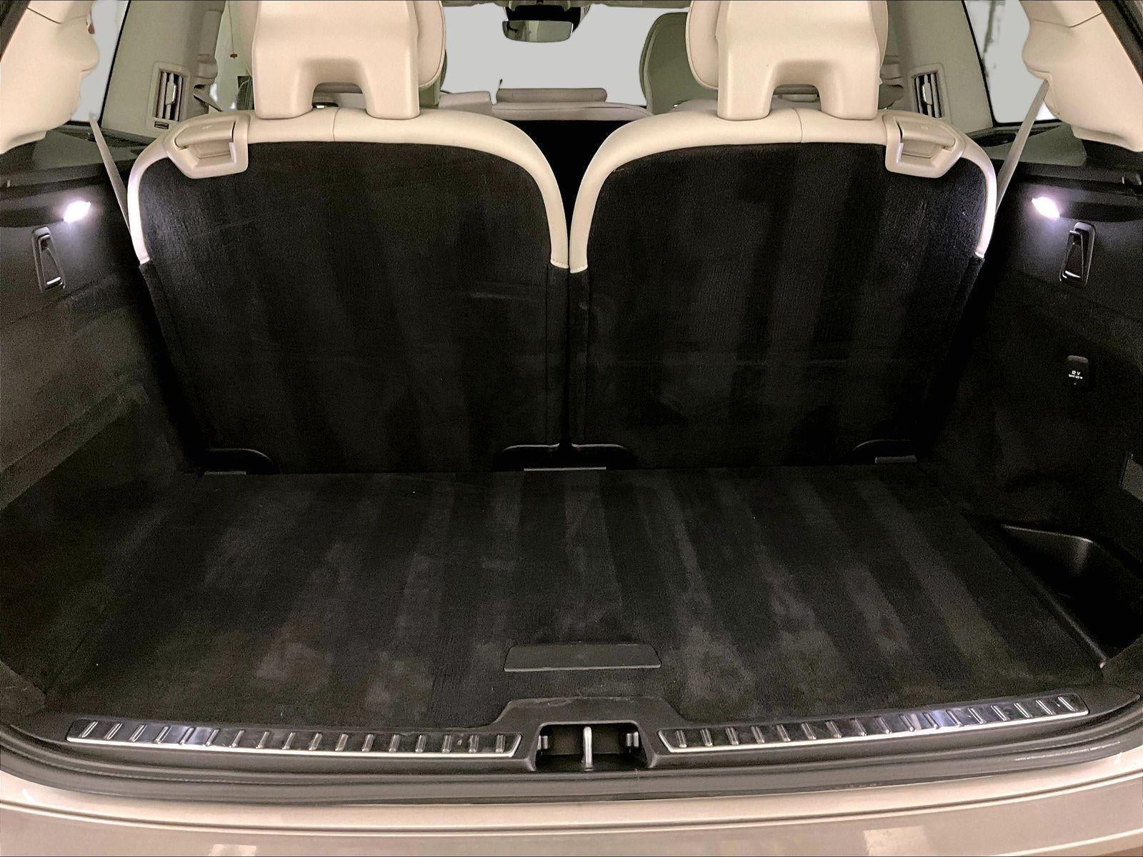 2022 Volvo XC90 Inscription