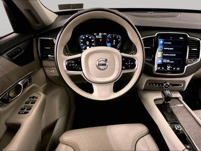 2022 Volvo XC90 Inscription