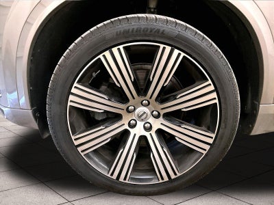 2022 Volvo XC90 Inscription
