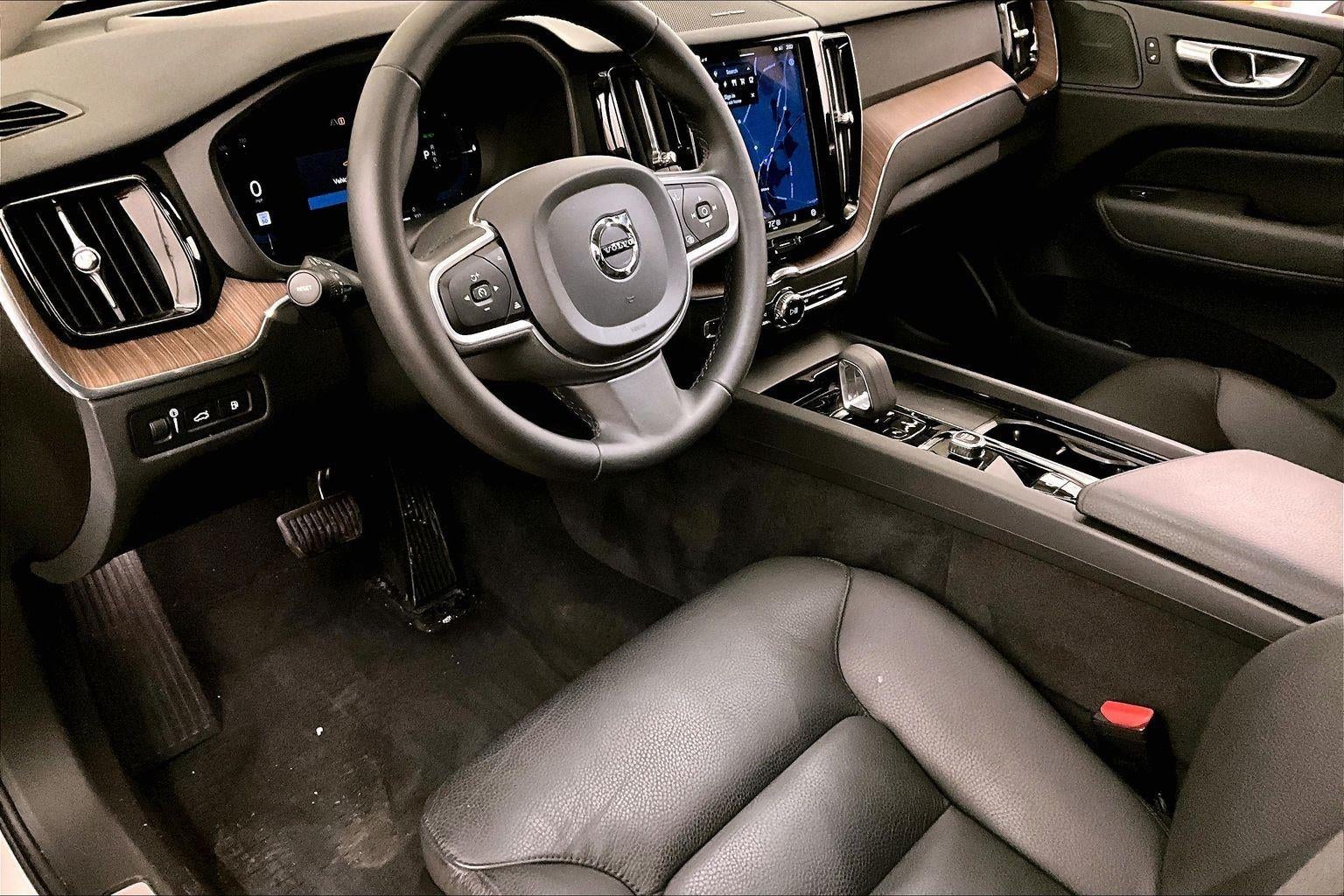 2022 Volvo XC60 Recharge Plug-In Hybrid Inscription Expression