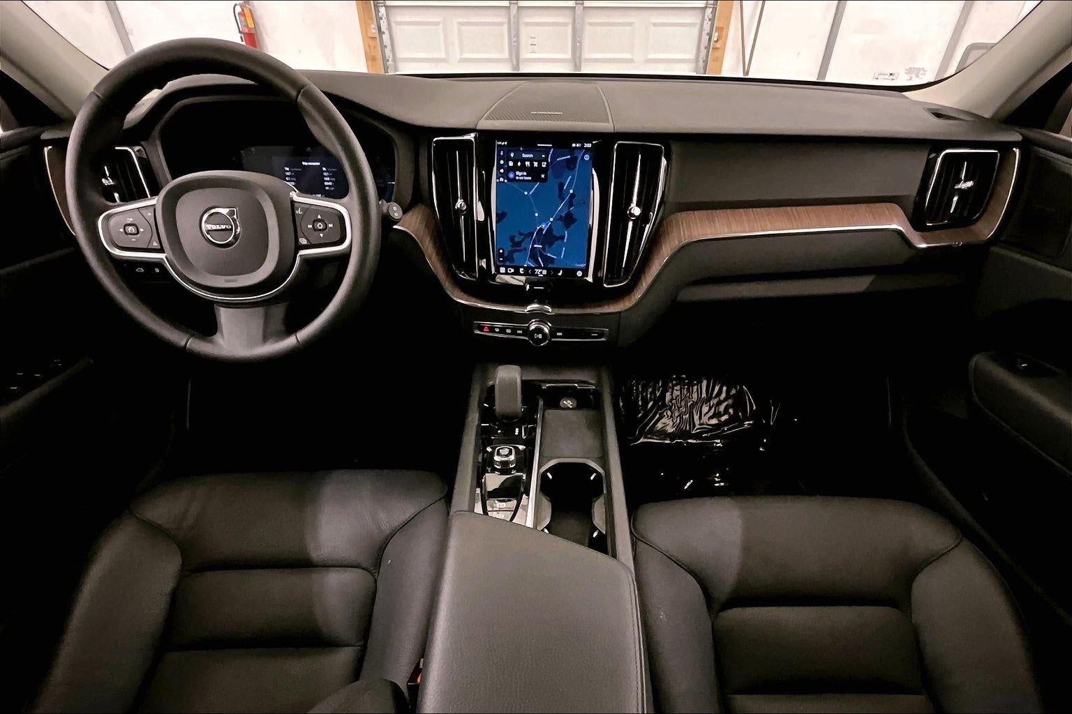 2022 Volvo XC60 Recharge Plug-In Hybrid Inscription Expression