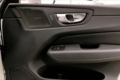 2022 Volvo XC60 Recharge Plug-In Hybrid Inscription Expression