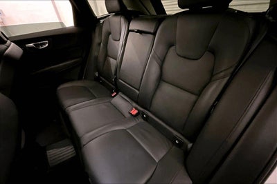 2022 Volvo XC60 Recharge Plug-In Hybrid Inscription Expression