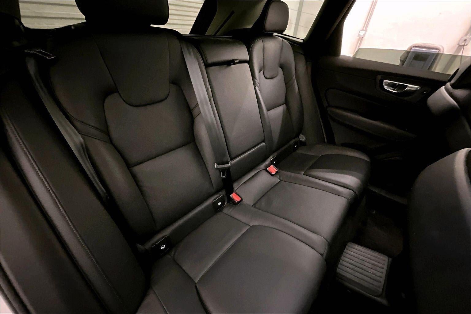 2022 Volvo XC60 Recharge Plug-In Hybrid Inscription Expression