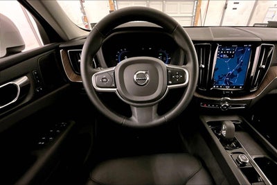 2022 Volvo XC60 Recharge Plug-In Hybrid Inscription Expression