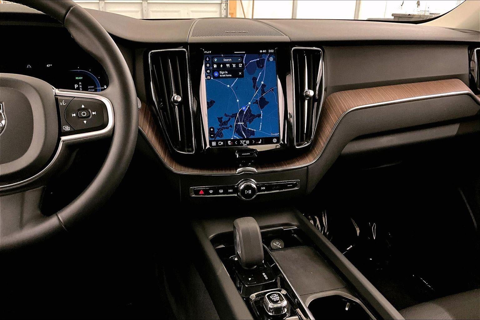 2022 Volvo XC60 Recharge Plug-In Hybrid Inscription Expression