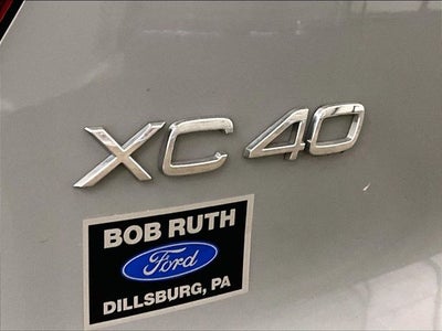 2024 Volvo XC40 Ultimate