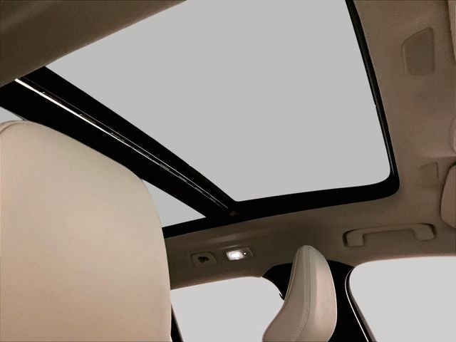 2024 Volvo XC40 Ultimate
