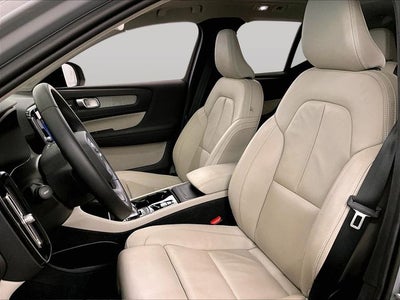 2024 Volvo XC40 Ultimate